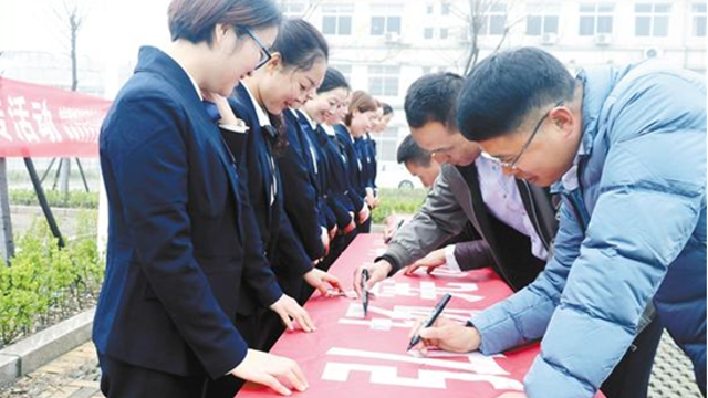 鄲城縣開展國家憲法日系列宣傳活動